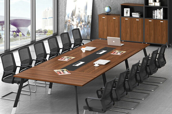 The Manufacturer’s Playbook: 5 Insider Tips for Buying Office Furniture in Delhi