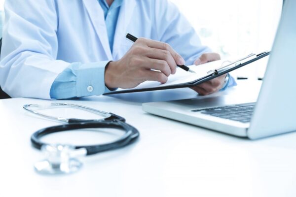AR Management and Medical Credentialing Services: The Key to Smooth Healthcare Operations