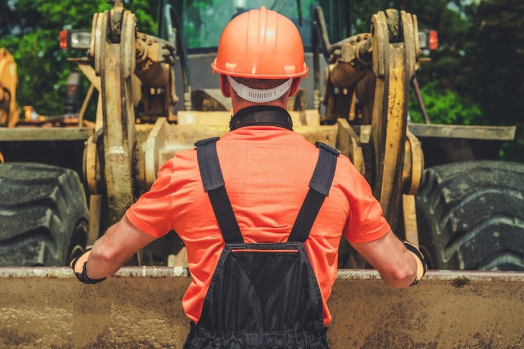 heavy-eqipment-programs-benefits-scaled-1-1024x683