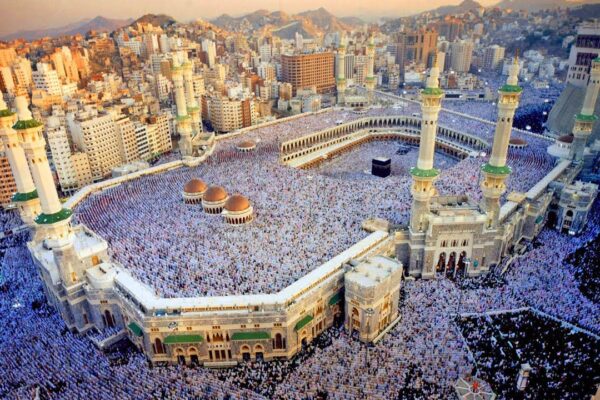 Why Are Umrah Packages 2025 the Right Choice for Pilgrims Umrah packages 2025